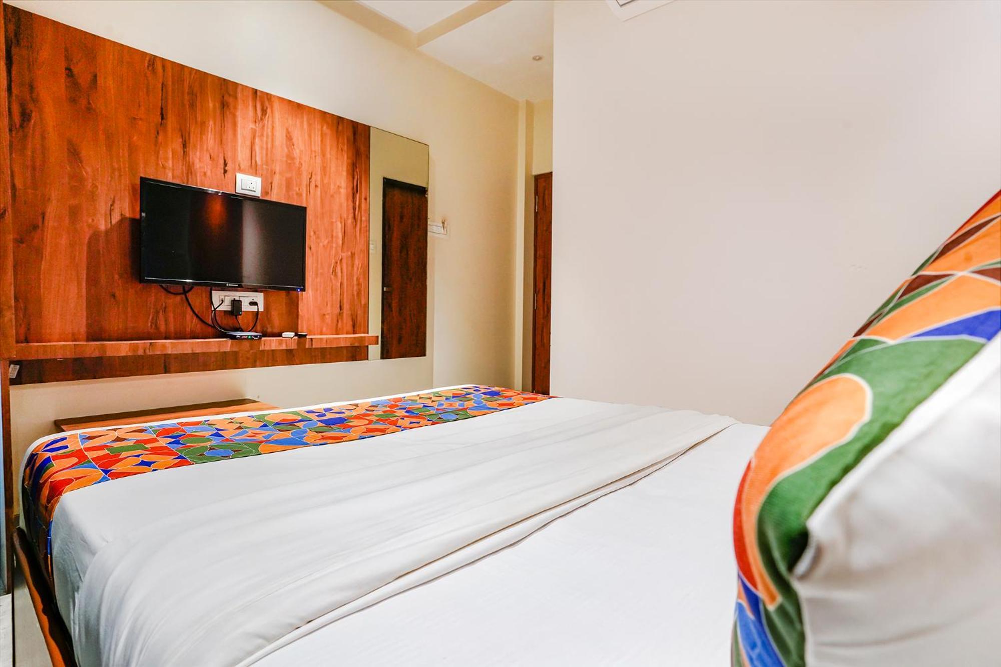 Fabexpress Utsav Residency - Nr Panvel Hotel Jāmb Eksteriør billede