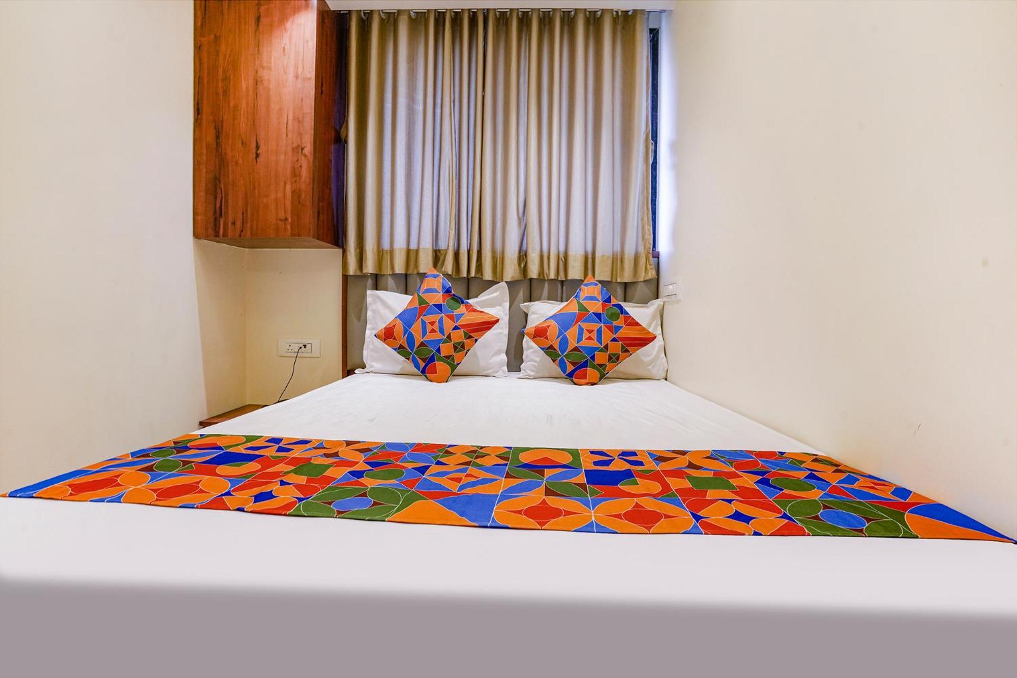 Fabexpress Utsav Residency - Nr Panvel Hotel Jāmb Eksteriør billede